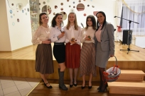 Wójt Sylwia Cieślar z występującym zespołem