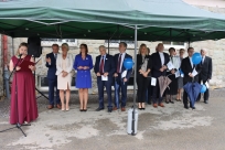 Odsłonięcie tablicy i ławeczki jubileuszowej