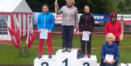 Anna Stanieczek na najwyższym stopniu podium, fot. Orlik