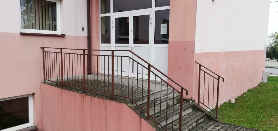 W związku z planowanym remontem w budynku Gminnego Ośrodka Pomocy Społecznej w Goleszowie, od 29 września br., pracownicy ośrodka będą przyjmować strony w budynku byłego Gimnazjum w Goleszowie.