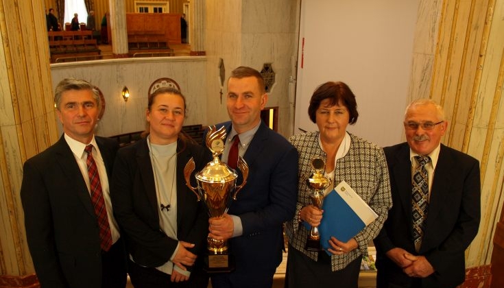 Wójt Krzysztof Glajcar, Państwo Gajdzicowie, Henryka Szarzec, Sołtys Cisownicy Karol Macura, fot. T. Lenkiewicz